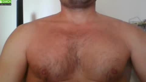 Snapshot of newtyguy90 chatting on October 2025 09:10:01 AM newtyguy90 online show from October 2025 09:10:01 AM
