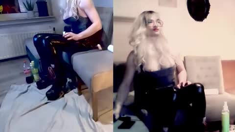 Snapshot of newwetcouple chatting on February 2026 12:29:02 AM NylonHeelFreaks online show from February 2026 12:29:02 AM