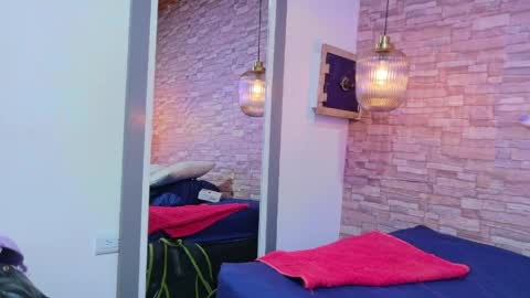 nextdoor_fantasy online show from April 2026 08:42:02 PM