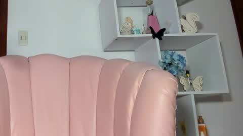  Angie   Instagram  angie julianac add me online show from February 2025 10:54:01 PM