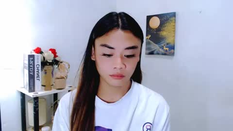 hottie nicole online show from April 2026 12:46:02 AM