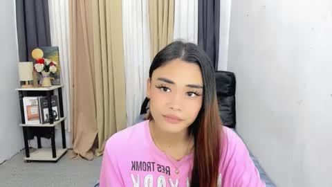 Snapshot of nhics_and_hades chatting on January 2026 12:36:02 AM nhics and hades online show from January 2026 12:36:02 AM