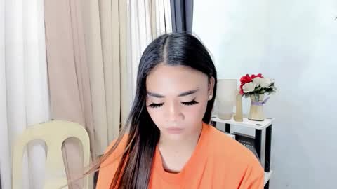 Snapshot of nhics_and_hades chatting on February 2026 02:00:01 AM nhics and hades online show from February 2026 02:00:01 AM