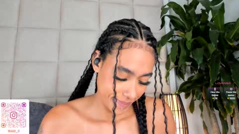 Snapshot of nia_bunny chatting on February 2025 08:42:02 PM Nia online show from February 2025 08:42:02 PM