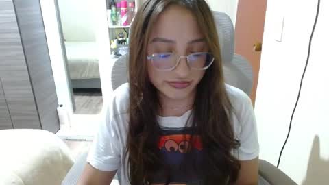 Snapshot of nia_cop chatting on April 2026 11:40:02 PM Dani online show from April 2026 11:40:02 PM