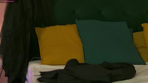 Nia MILF GRANNY MATURE online show from September 2025 04:06:02 PM