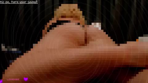 Kim online show from October 2025 01:56:01 PM