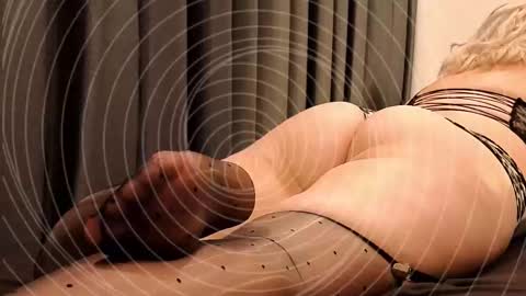 Snapshot of niatonoori chatting on January 2026 07:11:01 PM Kim online show from January 2026 07:11:01 PM