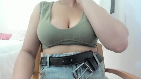 Sfora online show from March 2025 10:53:01 PM