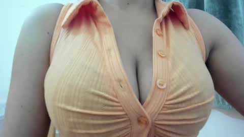 Sfora online show from November 2025 05:22:01 PM