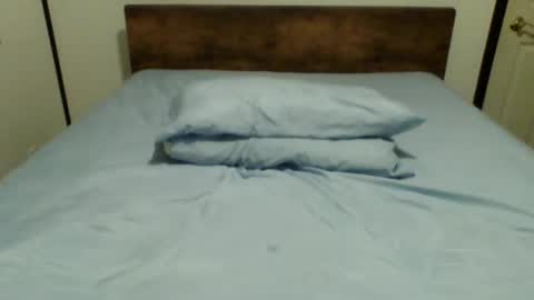 Snapshot of nicedickguy98 chatting on January 2025 05:05:01 AM Ava Angel online show from January 2025 05:05:01 AM