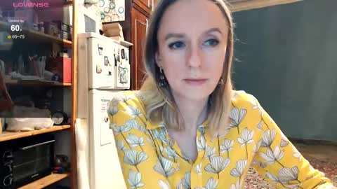 Kathrine online show from November 2025 08:08:02 PM