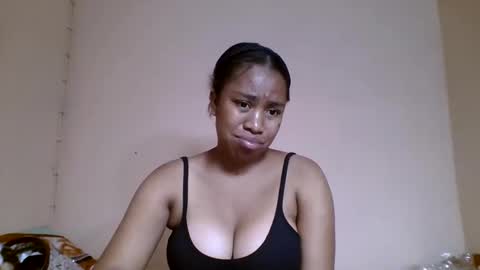 nicelly01 online show from May 2026 03:05:01 PM