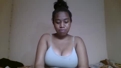 nicelly01 online show from May 2026 06:38:02 PM