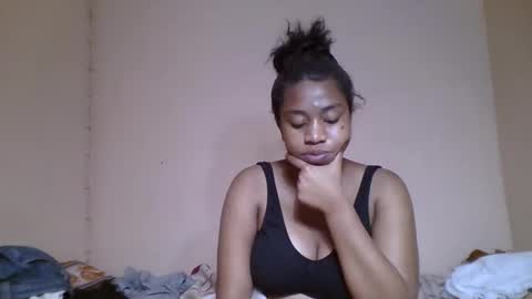 nicelly01 online show from May 2026 06:20:01 PM