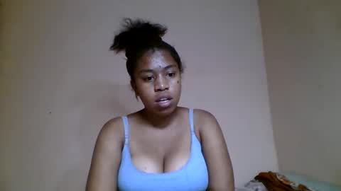 nicelly01 online show from June 2026 06:43:01 PM