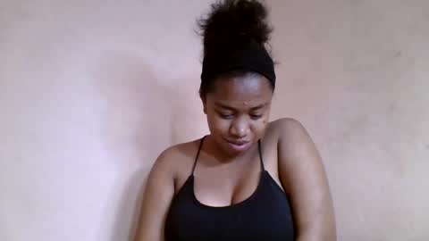 Snapshot of nicelly01 chatting on July 2026 06:14:02 PM nicelly01 online show from July 2026 06:14:02 PM