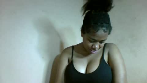 Snapshot of nicelly01 chatting on July 2026 07:56:01 PM nicelly01 online show from July 2026 07:56:01 PM