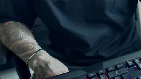 Camila And Steeven online show from September 2025 10:00:01 PM