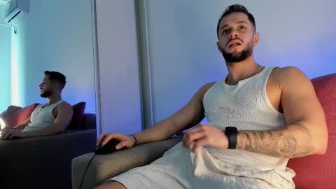 Nicholassx online show from October 2025 11:28:01 AM