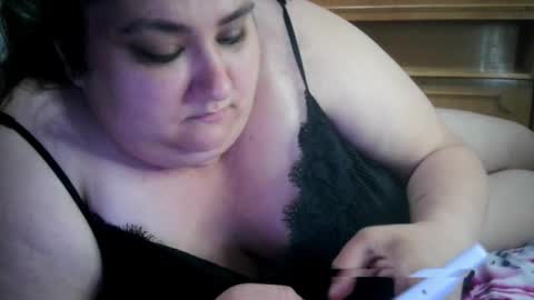 Snapshot of nicholle chatting on June 2026 03:36:01 AM Nicholle online show from June 2026 03:36:01 AM