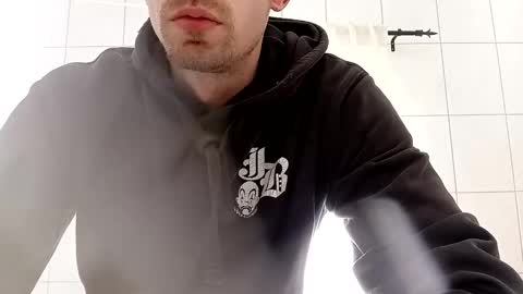 nick194207 online show from April 2026 12:50:01 PM