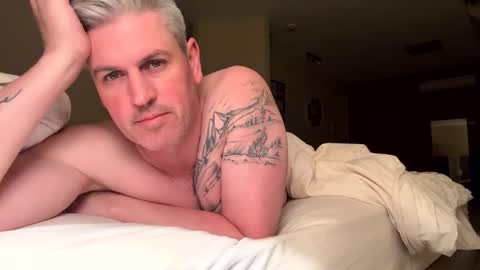 nick578320 online show from October 2025 05:11:02 PM