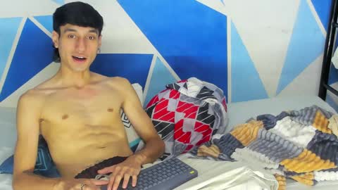 Snapshot of nick_damon chatting on May 2026 03:13:01 AM Nick online show from May 2026 03:13:01 AM