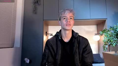 Nick  online show from December 2025 12:00:02 PM