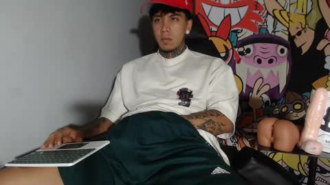 Nickhot0609 online show from March 2025 10:17:02 PM