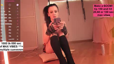 Karolina online show from December 2025 08:34:01 AM