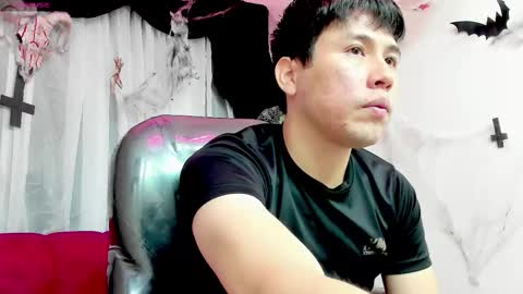 Snapshot of nickk_wolff chatting on October 2025 04:12:01 AM Nickk Wolff online show from October 2025 04:12:01 AM