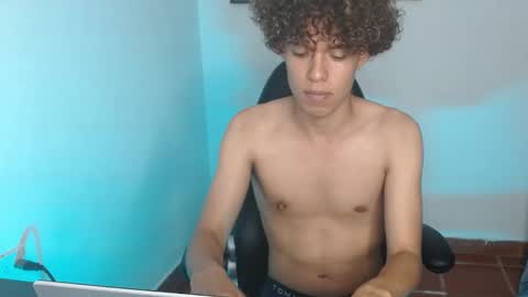 Snapshot of nickolas_moon chatting on December 2024 12:46:02 AM Nickolas Muoz online show from December 2024 12:46:02 AM