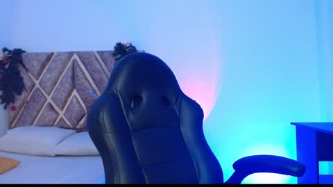 Snapshot of nickolas_moon chatting on January 2025 09:47:01 PM Nickolas Muoz online show from January 2025 09:47:01 PM