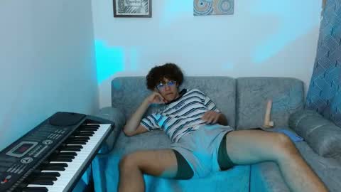 Snapshot of nickolas_moon chatting on January 2025 09:09:01 PM Nickolas Muoz online show from January 2025 09:09:01 PM