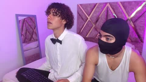 Snapshot of nickolas_moon chatting on February 2025 01:10:02 PM Nickolas Muoz online show from February 2025 01:10:02 PM