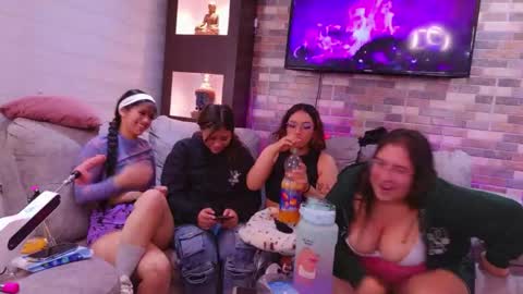nicky_as online show from May 2026 04:31:01 AM