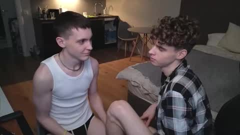 Nicki  Danny online show from September 2025 05:48:01 PM