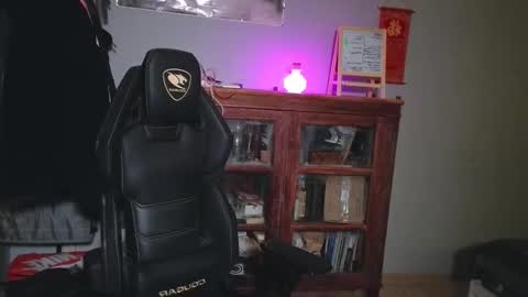 Nicki  Danny online show from December 2025 06:10:02 AM