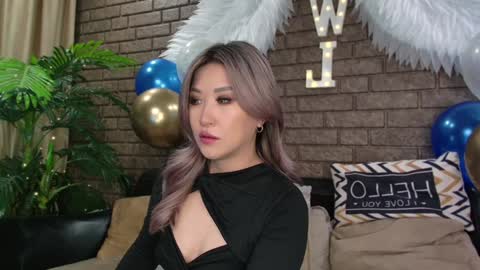 Snapshot of nicky_owl chatting on December 2024 11:30:02 AM Today is my 41st birthday And in 2 hours Im waiting for you on the stream Stock up on tokens and a good mood Nicky online show from December 2024 11:30:02 AM