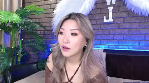 Snapshot of nicky_owl chatting on March 2025 09:07:01 AM Today is my 41st birthday And in 2 hours Im waiting for you on the stream Stock up on tokens and a good mood Nicky online show from March 2025 09:07:01 AM
