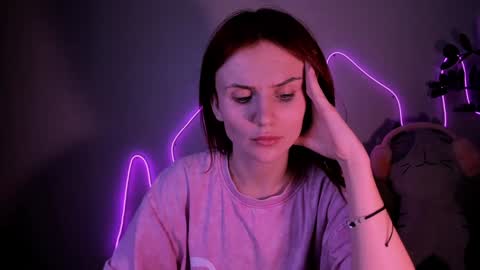 Nicky Weekends online show from December 2024 02:42:01 AM