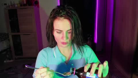 Nicky Weekends online show from January 2025 10:28:02 PM