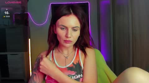 Nicky Weekends online show from September 2025 02:57:01 AM