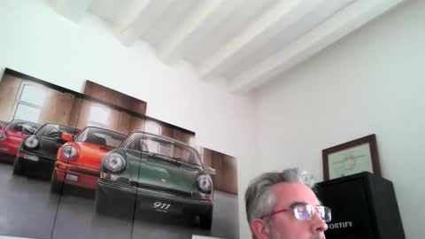 Snapshot of nico4funfrench chatting on April 2026 07:31:01 AM Nico online show from April 2026 07:31:01 AM