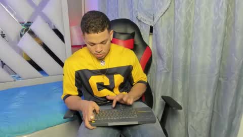 nico_blaze7 online show from March 2026 07:53:01 PM