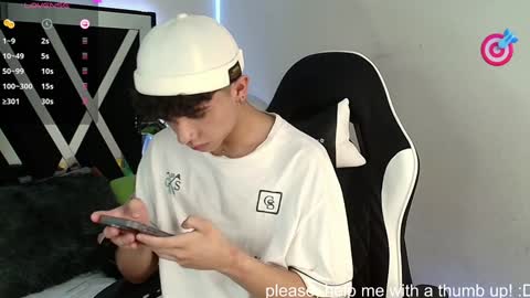 nico online show from December 2024 10:32:01 PM