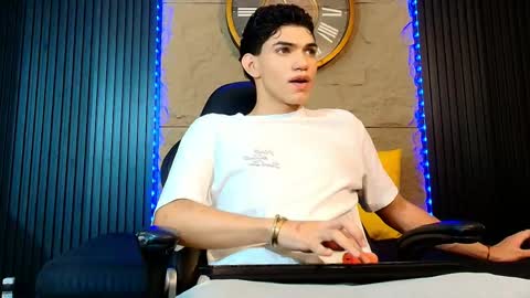 Snapshot of nico_monroet chatting on April 2026 09:41:02 PM nico_monroet online show from April 2026 09:41:02 PM