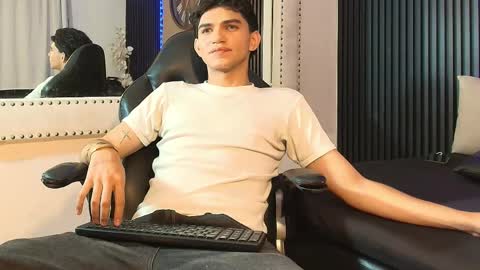 Snapshot of nico_monroet chatting on May 2026 09:56:02 PM nico_monroet online show from May 2026 09:56:02 PM
