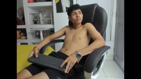 Snapshot of nico_viper_ chatting on March 2026 07:30:01 PM NICO online show from March 2026 07:30:01 PM